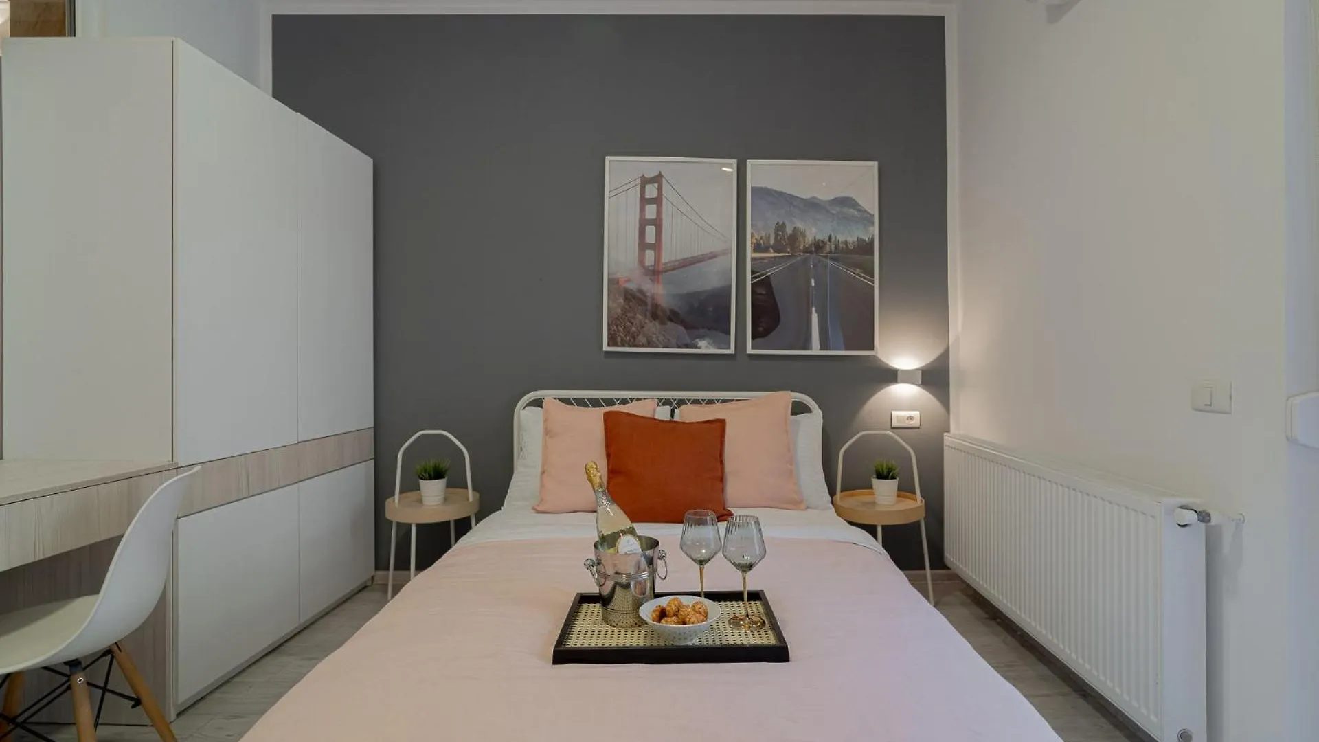 Stylish 2Br By Cismigiu Park And Piata Universitatii Bucharest