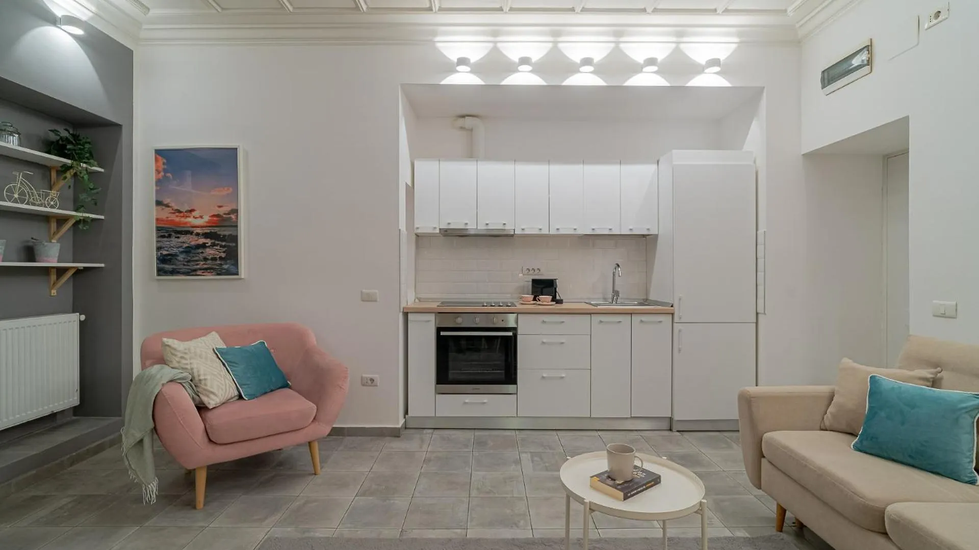 Apartment Stylish 2Br By Cismigiu Park And Piata Universitatii Bucharest
